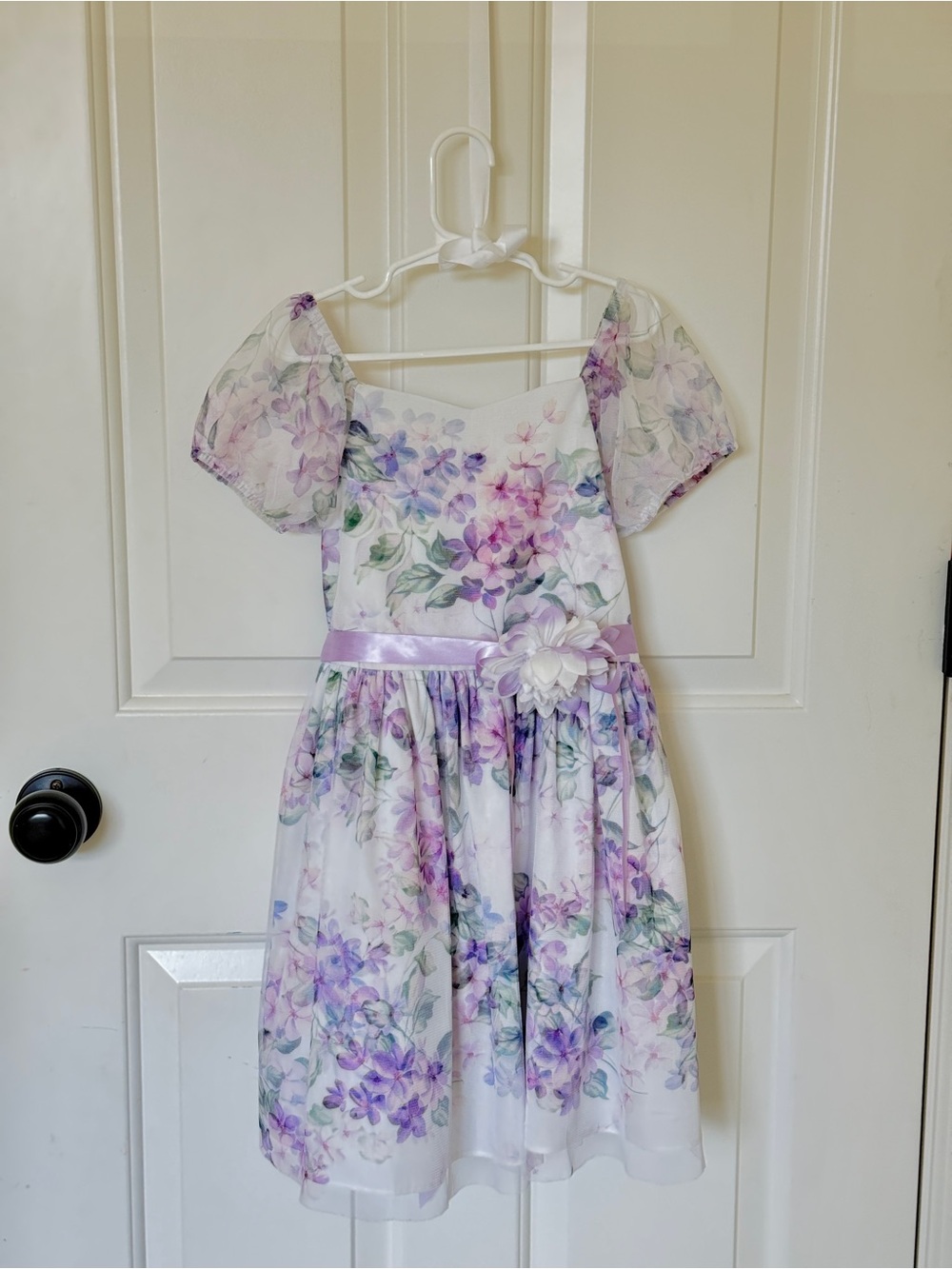 Rare Editions Lilac and White Floral Party Dress with Satin Waist